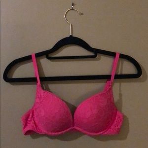 Hot pink “The Lacie” Victoria Secret Push up Bra